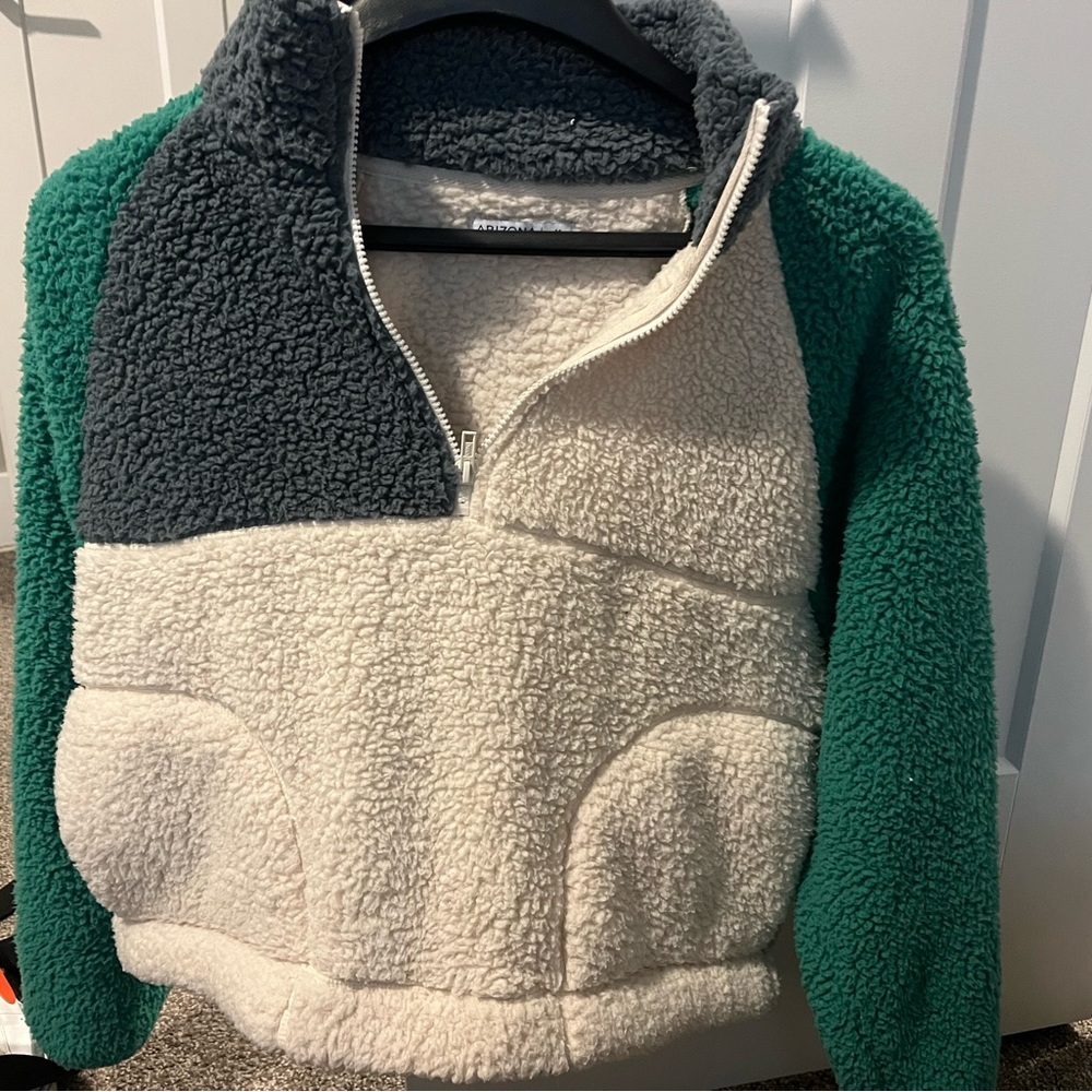 Fluffy sweatshirt